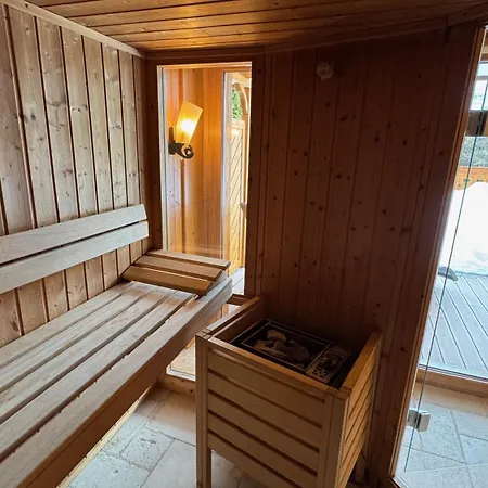 Romantic Alpine Retreat In