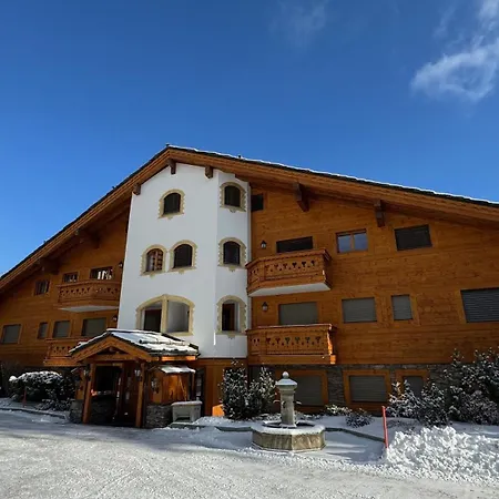 Romantic Alpine Retreat In Apartament *